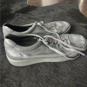 Vince Men's Gray Leather Sneakers